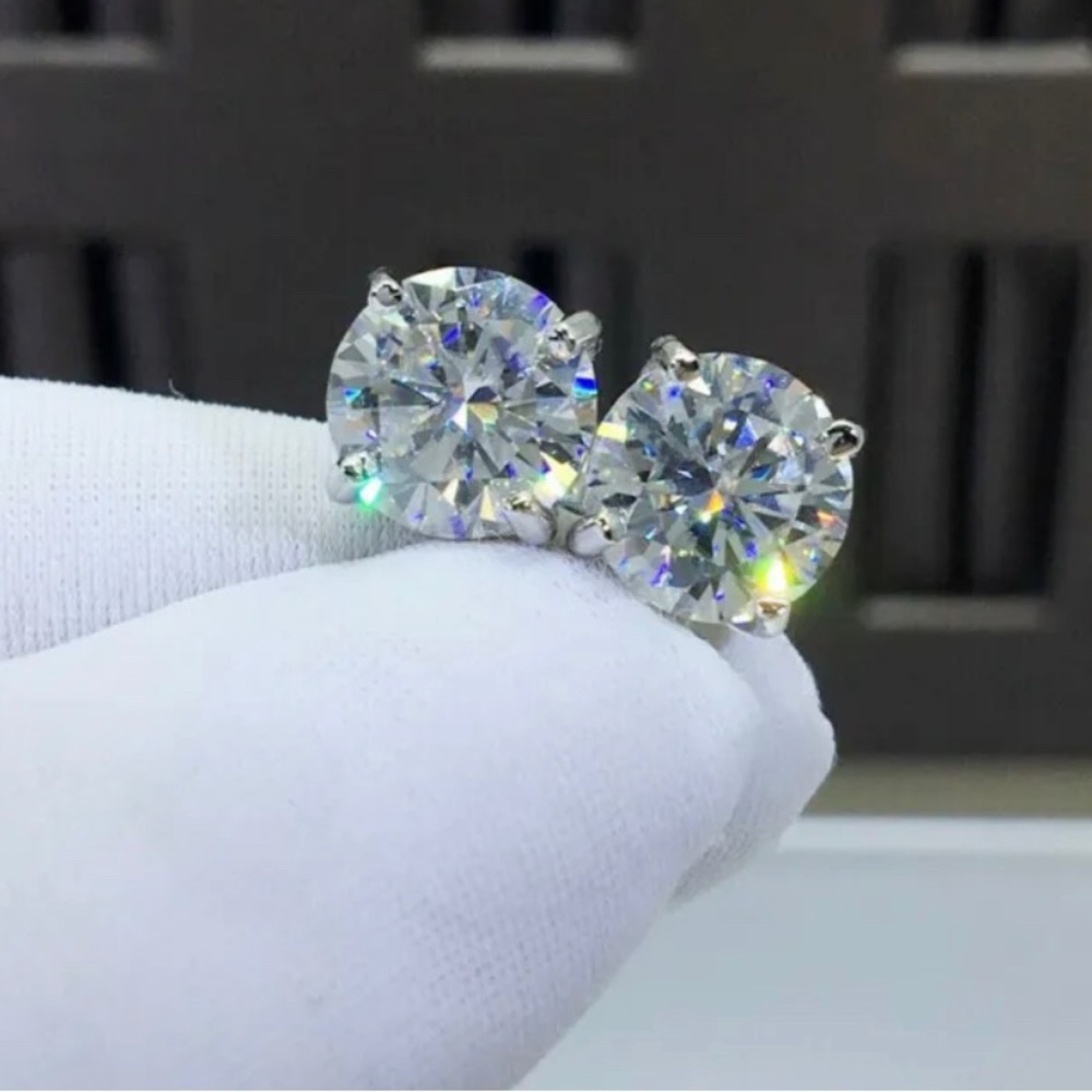 Certified Moissanite Diamond Screwback Stud Earrings 4CT